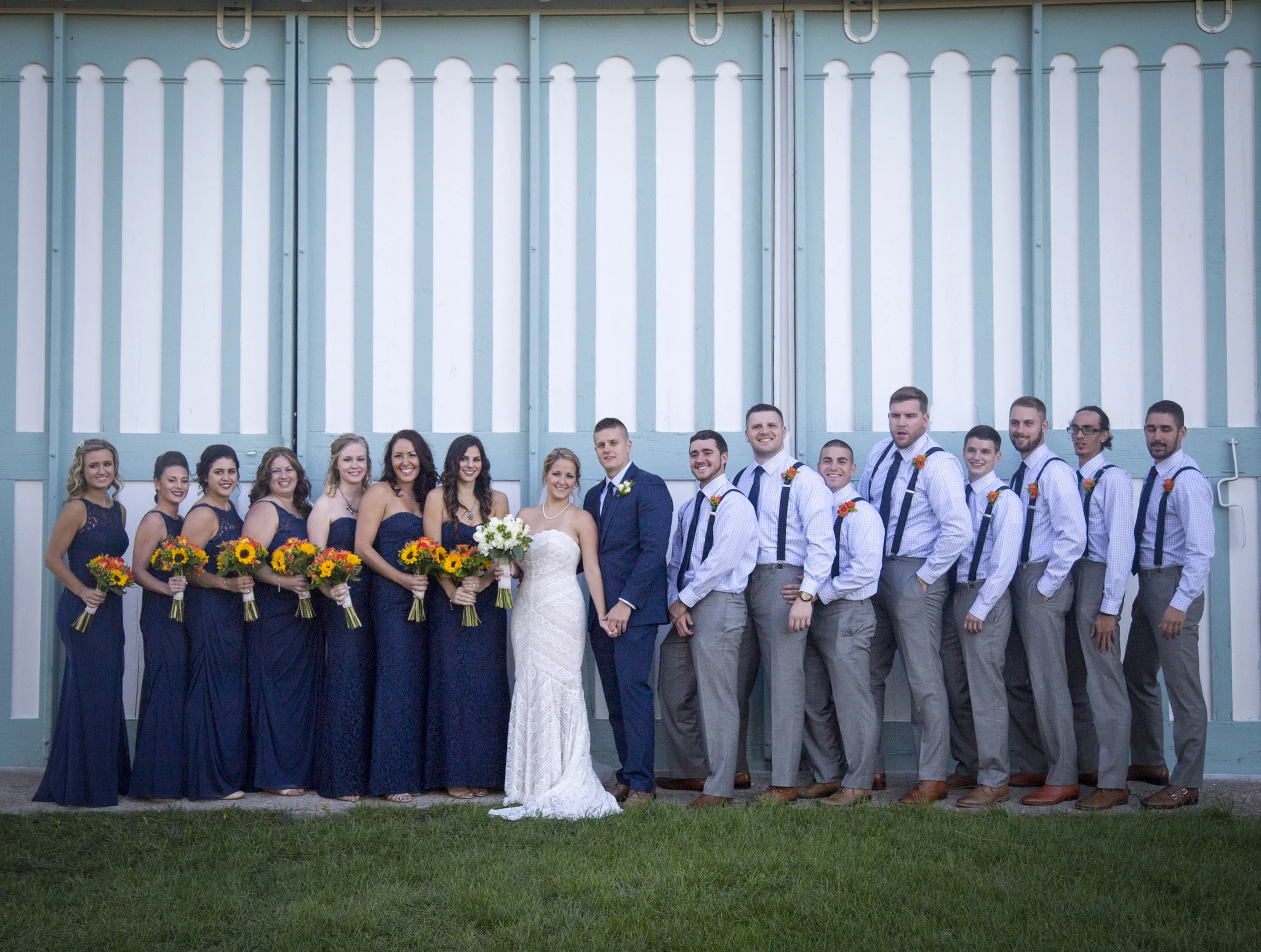 Country weddings at the Cobblestone Wedding Barn