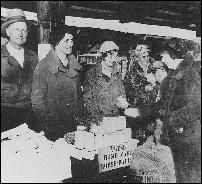 Buying Horseradish. Photo courtesy of Minneapolis Public Library, Minneapolis Collection