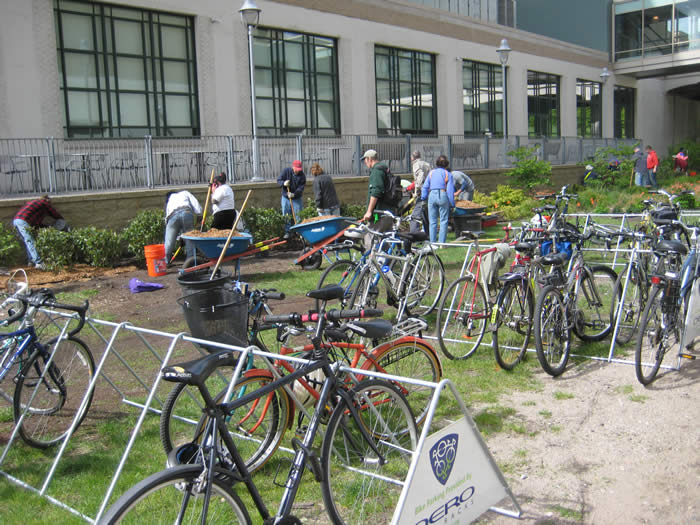 Thanks to Dero Bike Rack Co., there was plenty of bicycle parking for volunteers.