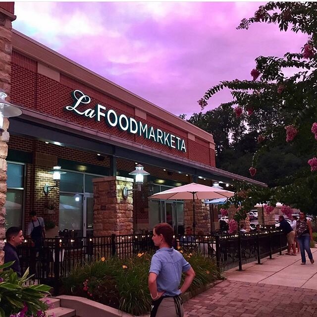 One of the best things about dinner on the patio - you often get a wonderful view of Baltimore&rsquo;s stellar sunsets as a beautiful backdrop for your meal!
#LaFoodMarketa