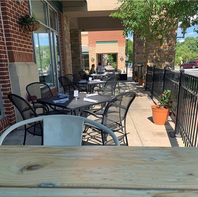 It&rsquo;s a beautiful day to join us on the patio
Make a reservation by visiting our website!
#LaFoodMarketa