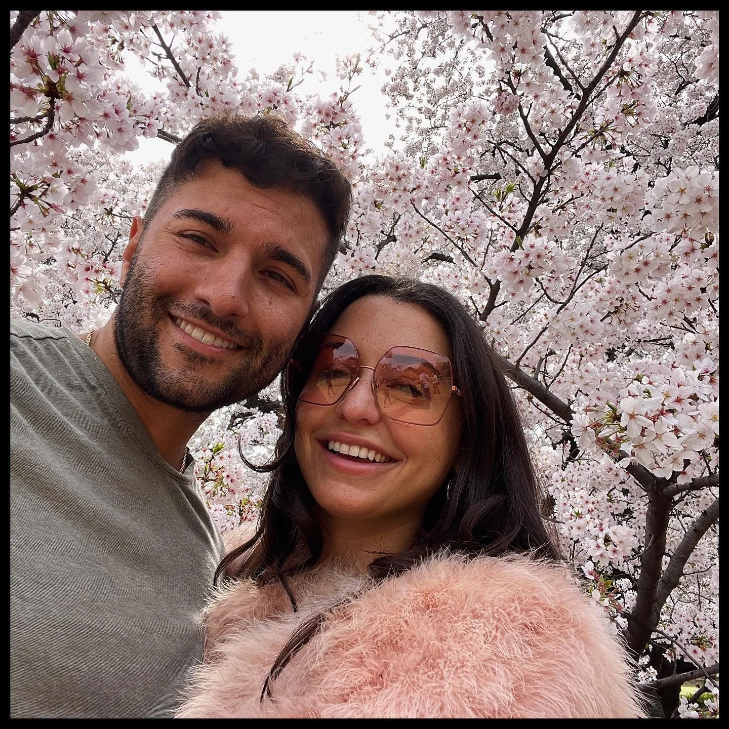 花見 hanami &bull; flower viewing
such a beautiful world!!!!!! i can&rsquo;t believe i am in Japan for Sakura season 🌸 a dream forever!!!!!!