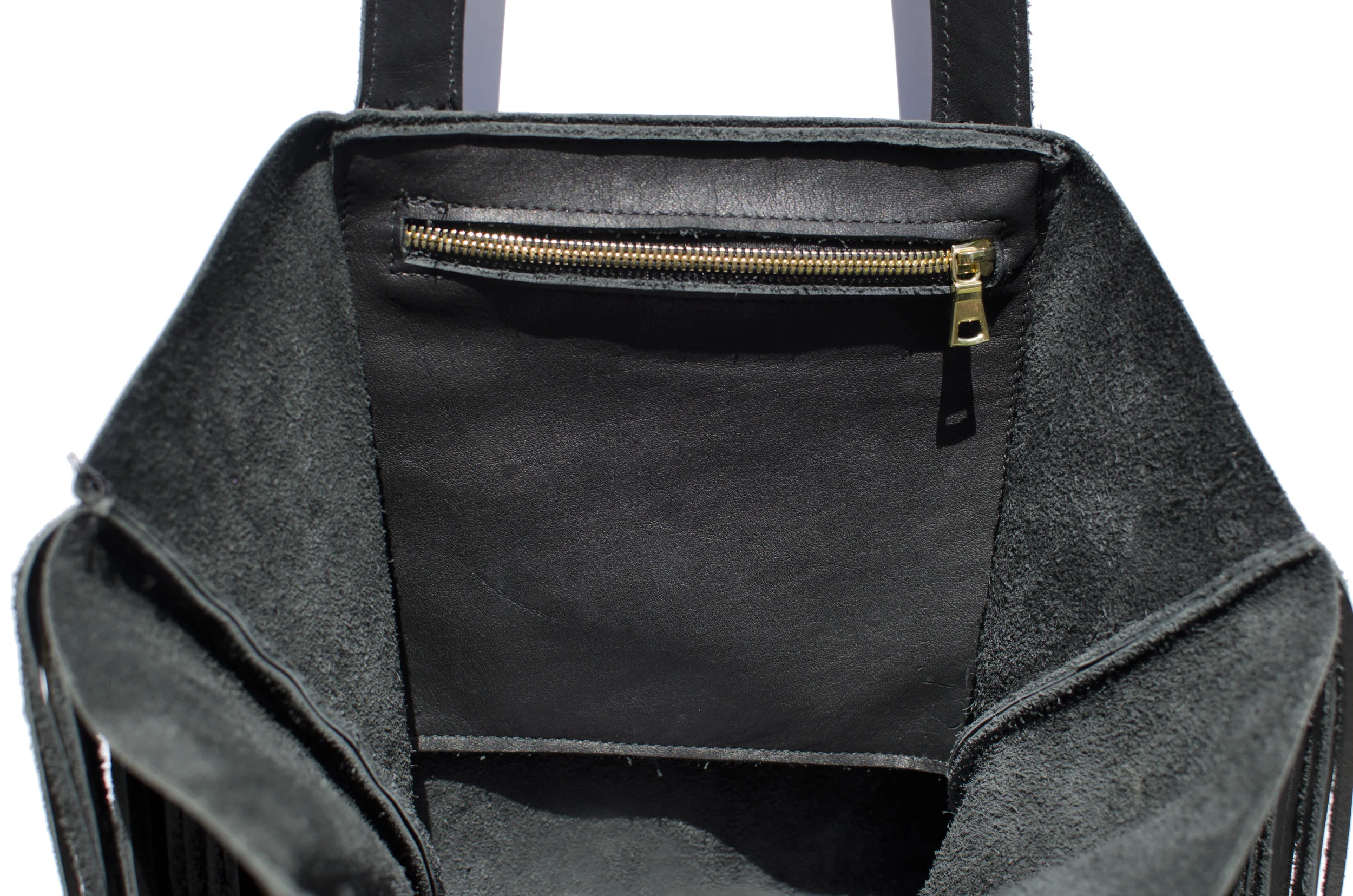 BARA Sienna Fringe Tote in black - Interior