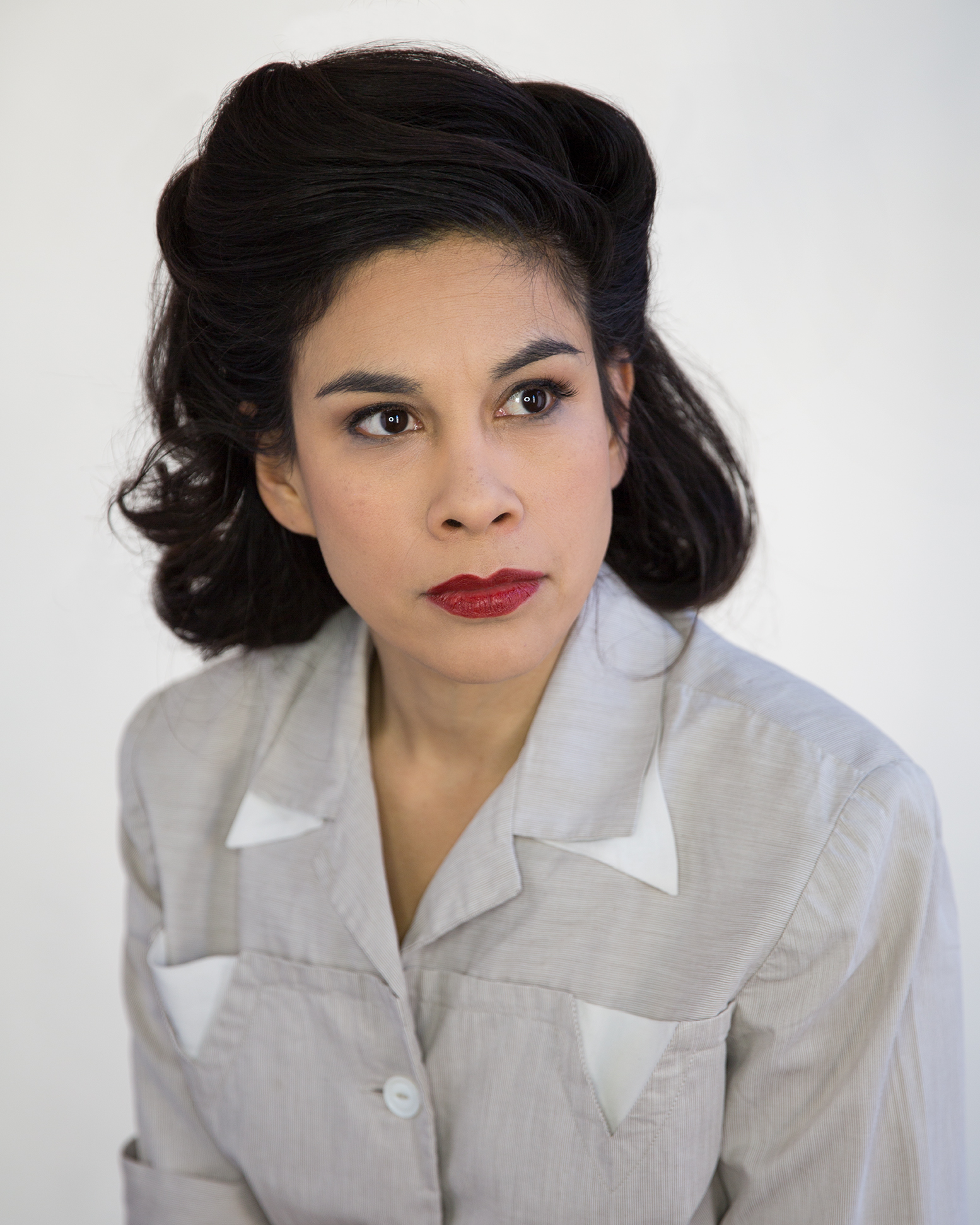 Diana Sofia-Estrada as María Chinchilla Recinos