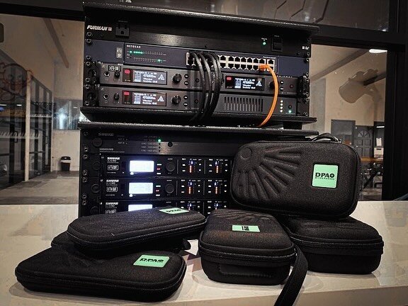 @sennheiser G4 A1 band IEMs
@shure ULX-D L50A band beltpack wireless systems
@dpa_microphones 4099 supercardioid instrument microphones with string mounts, and 4288 cardioid headset microphones for vocals.

This system was custom tailored for a perfo