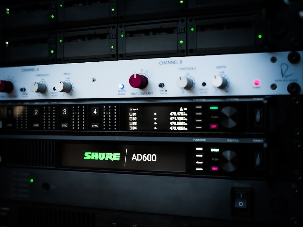 Future-proof tools of the trade. 
🌐🌐🌐

&bull; @shure #SBRC Battery Rack Chargers - saving thousands of conventional batteries from the landfill

&bull; @rupert_neve 5045 Primary Source Enhancer - treatment for vocal chains in ambient spaces

&bull