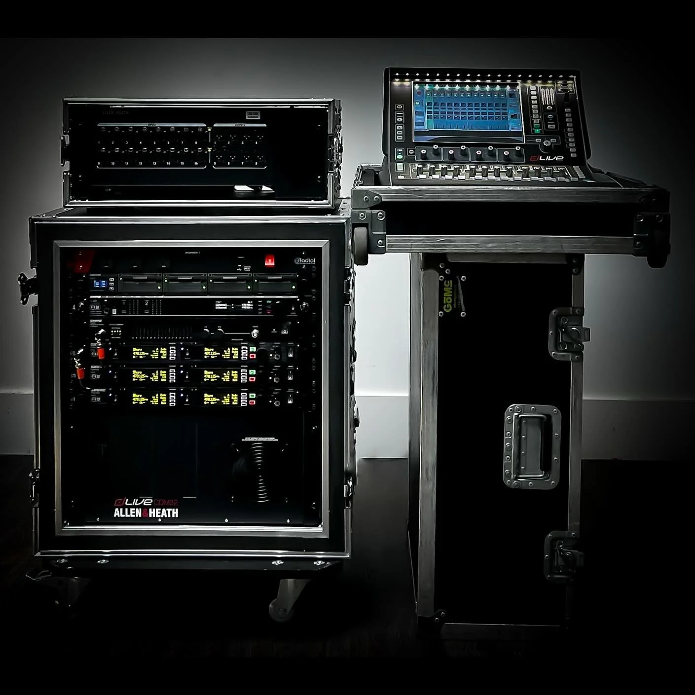 @telesonixradio and @thenoisesyndicate recently collaborated on a compact control and RF package for @nothallieberry and the @sabrinaclaudio tour across the US and Canada supporting @russ in amphitheaters and arenas. The system was designed to reduce