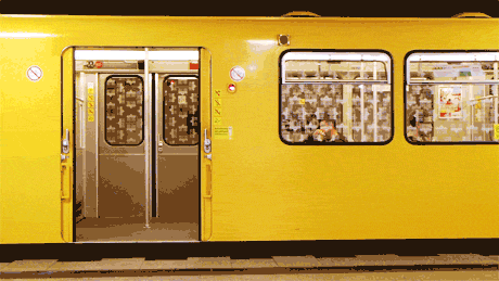 U BAHN DOORS.gif