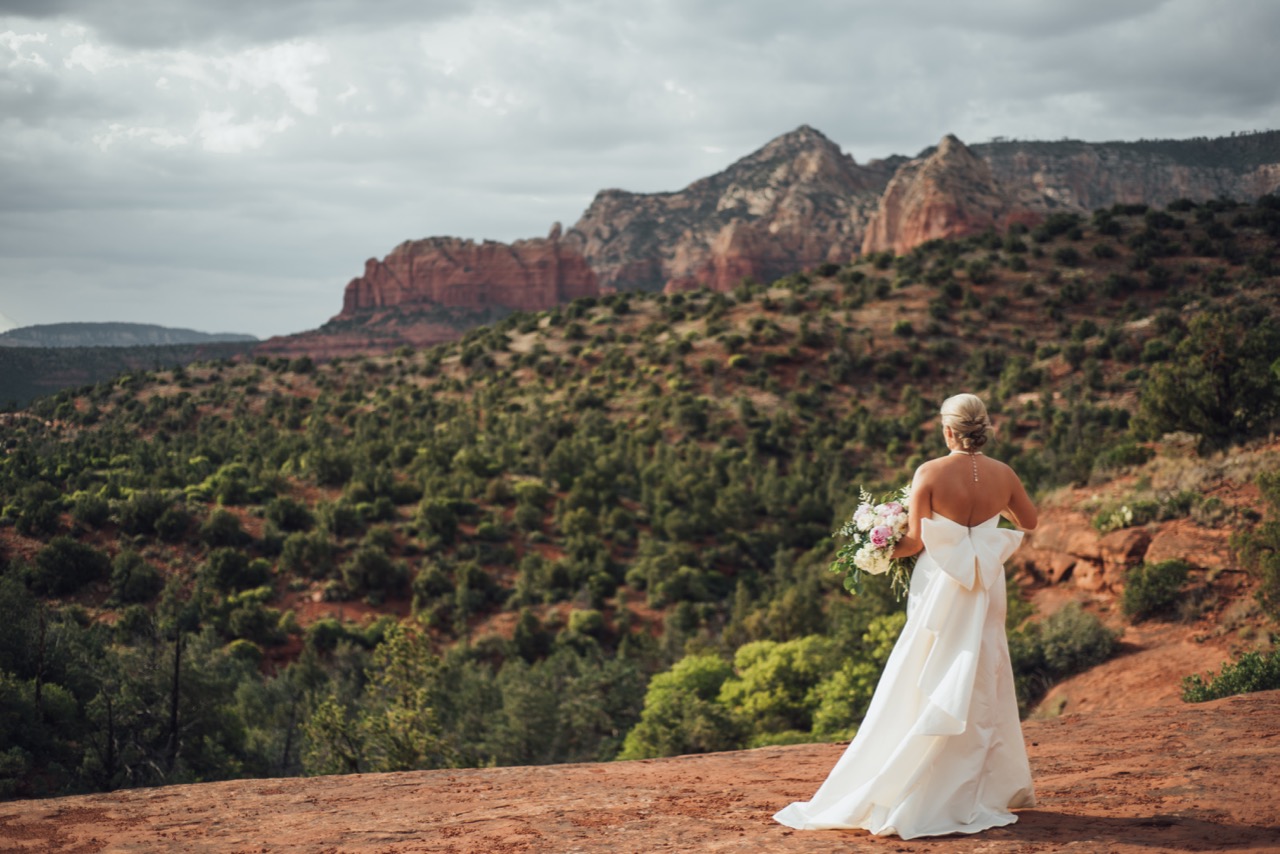 Holly Gentry gown | Sedona, AZ | 2016 Jane in the Woods Photography