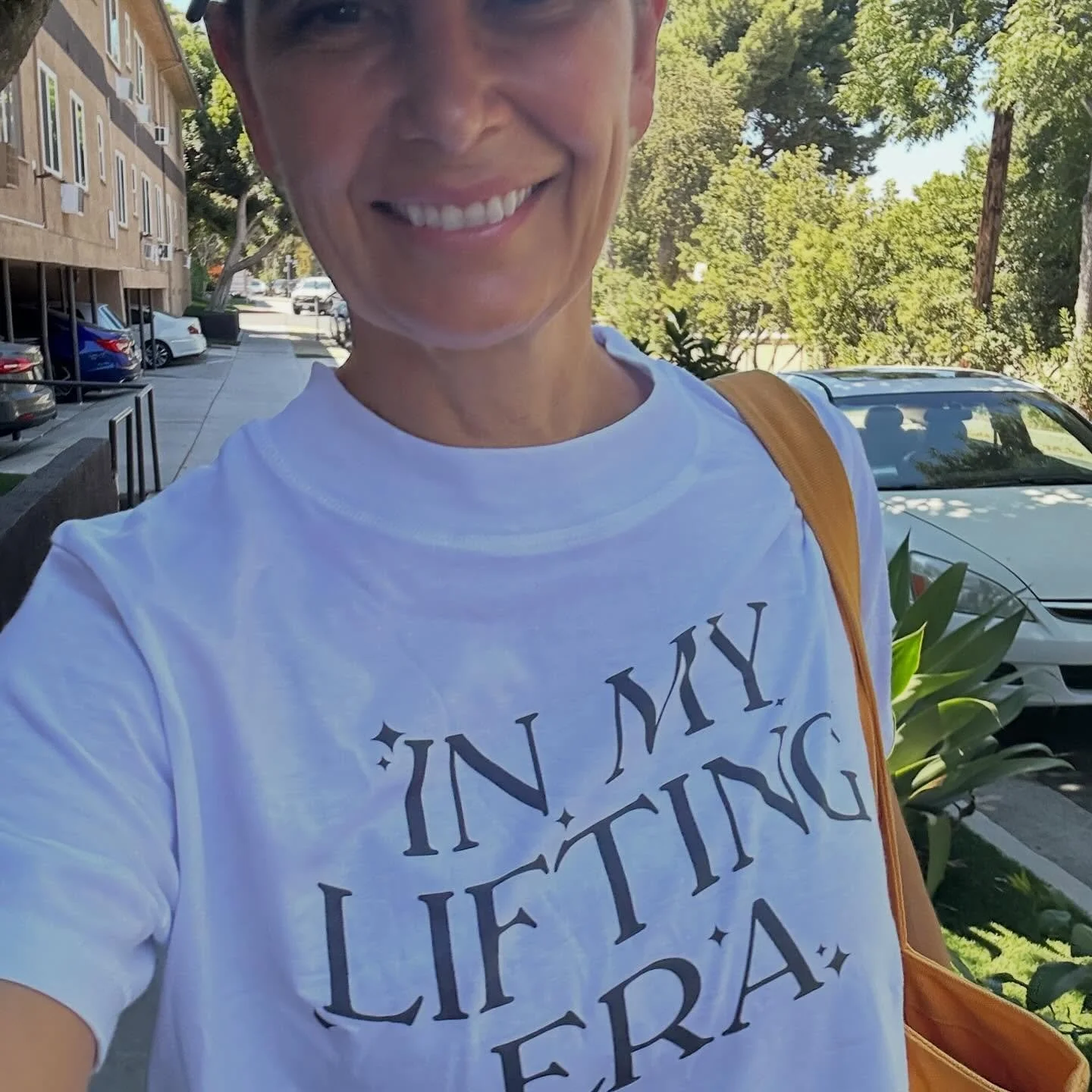 🏋🏽PSA🏋🏽
•
This is your sign.
•
Go Lift!
•
Enjoy the 💩 out of your weekend💋
•
#create
#lifeforce
#unstoppable 
•
Thanks @emmalouiseamel for the best T-shirt ever!!