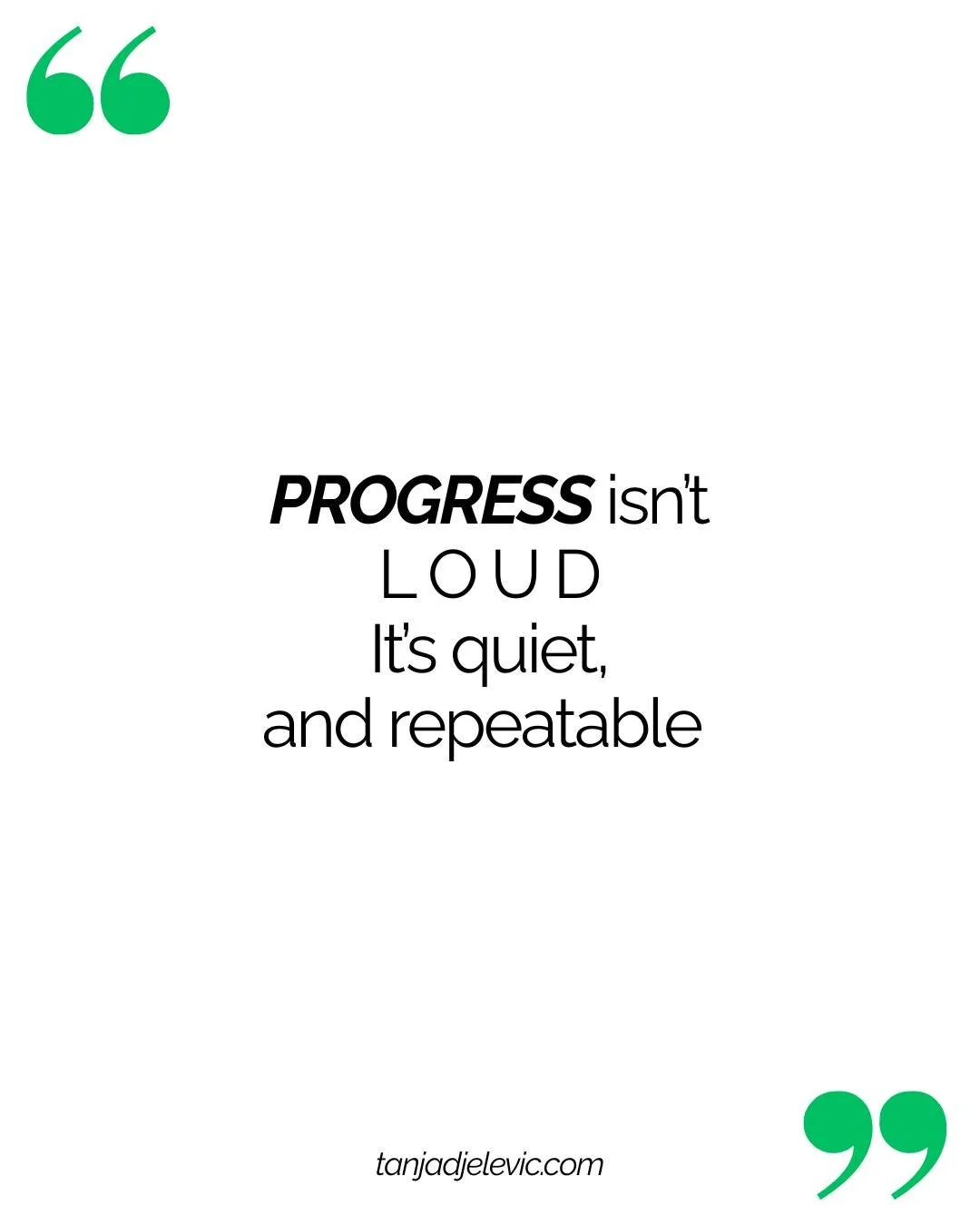 👉🏽KEEP GOING👈🏽
&bull;
For everyone who needs to hear this today. You do NOT have to make every event a BIG BANG.
&bull;
Just keep going!
&bull;
#healthcoach