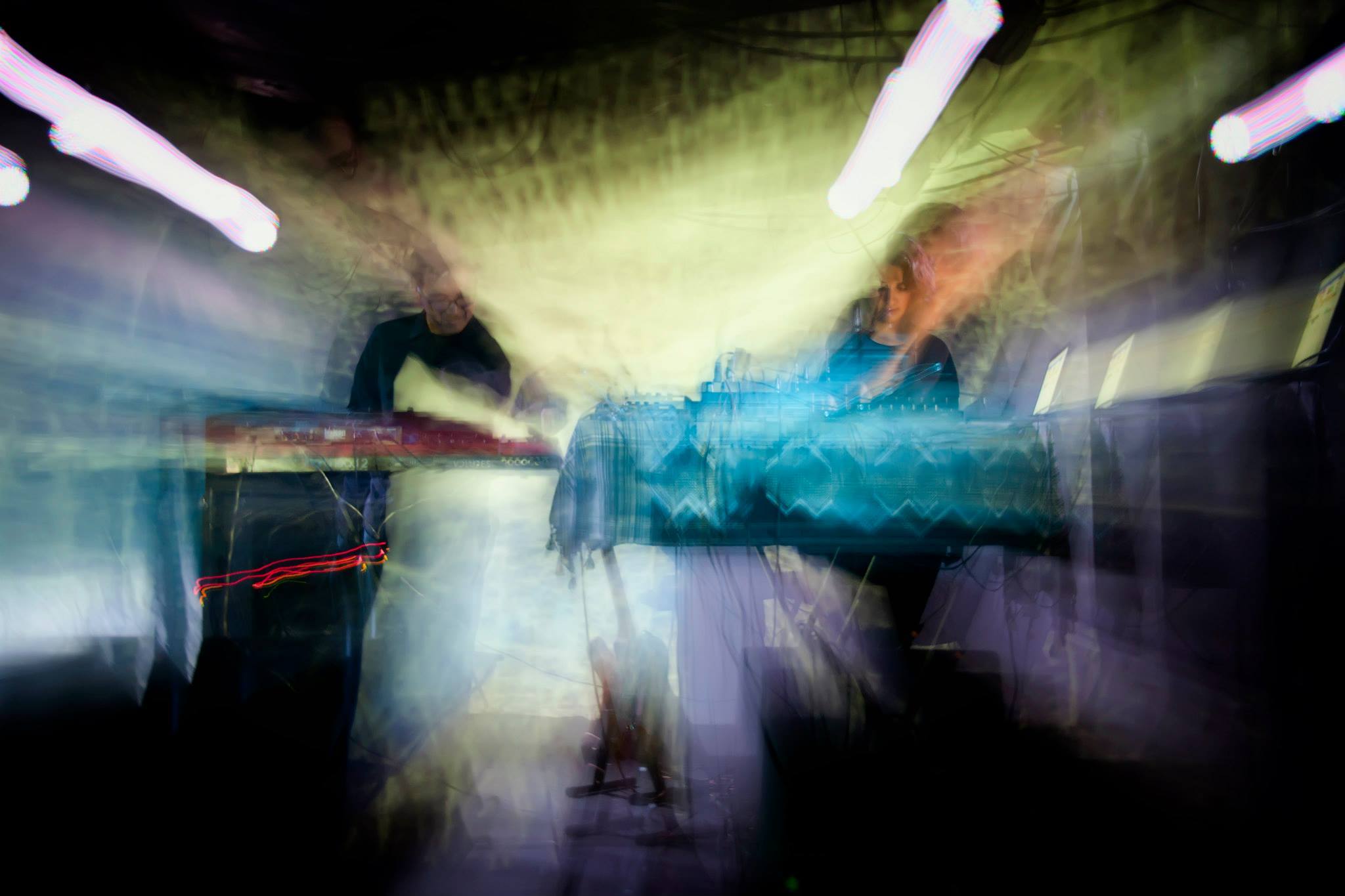 Live at The Empty Bottle. Photo by Chien-An Yuan 