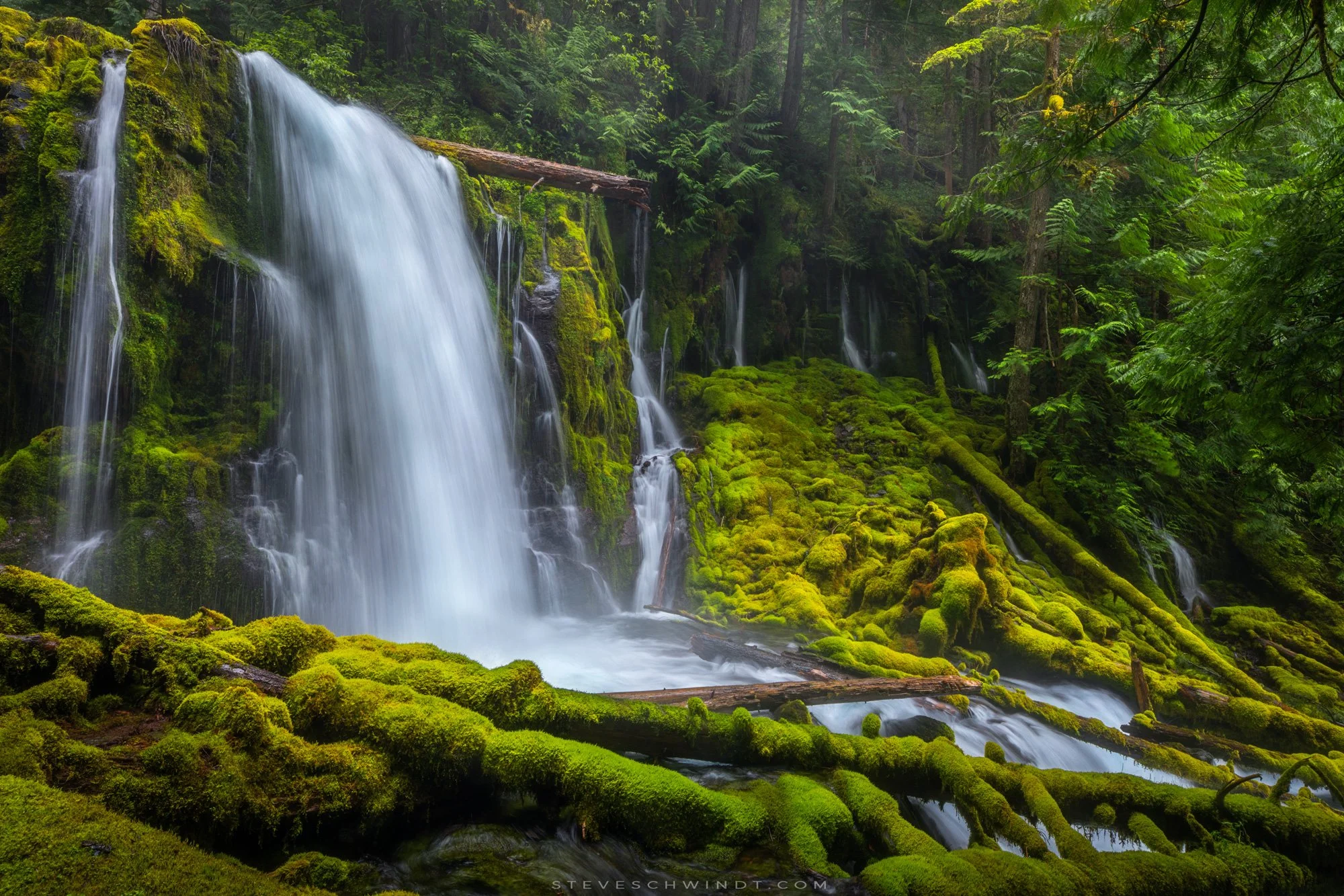 DowningCreekFalls1-2000.jpg