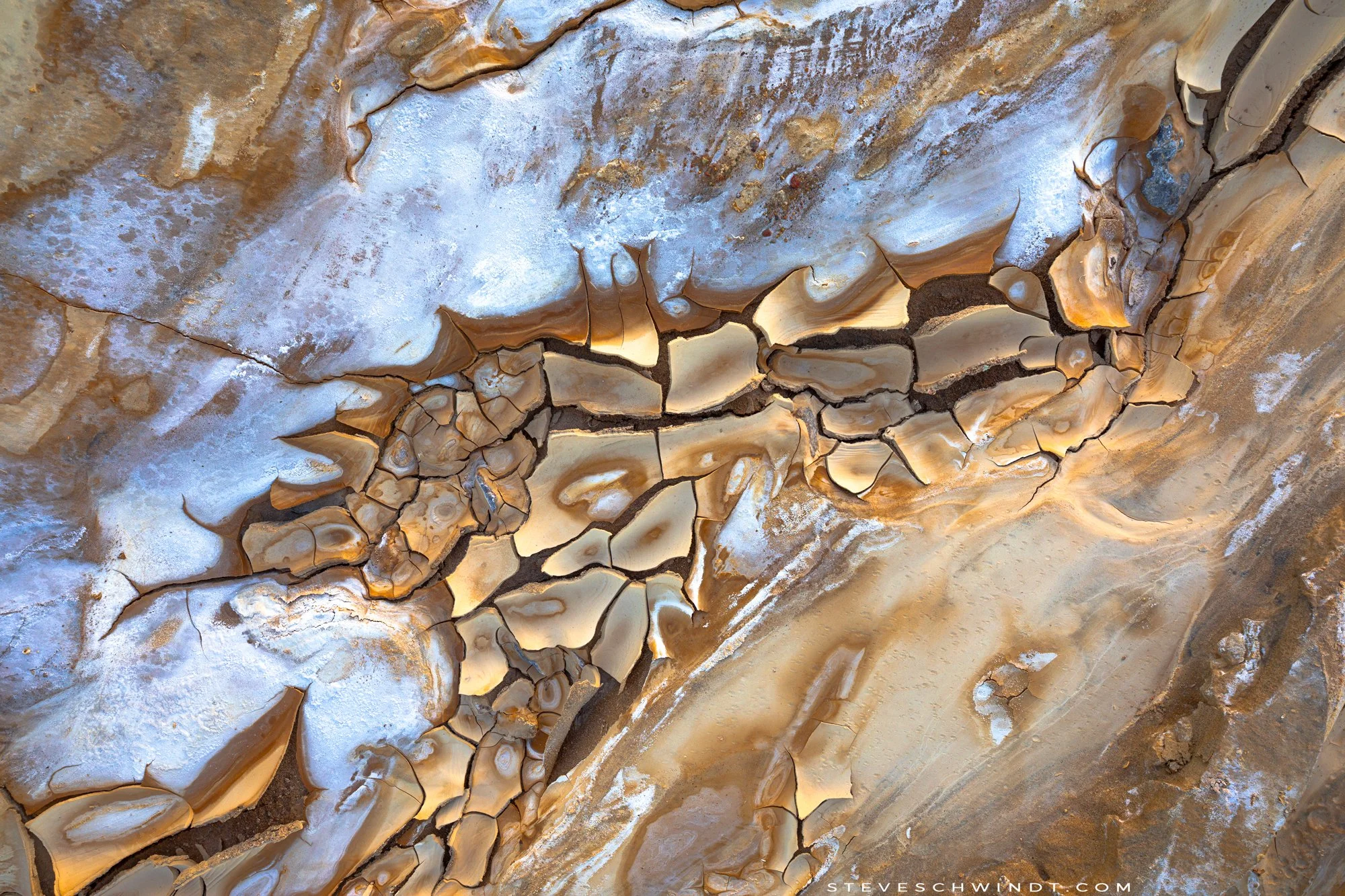 DeathValleyMarbleMud1-2000.jpg
