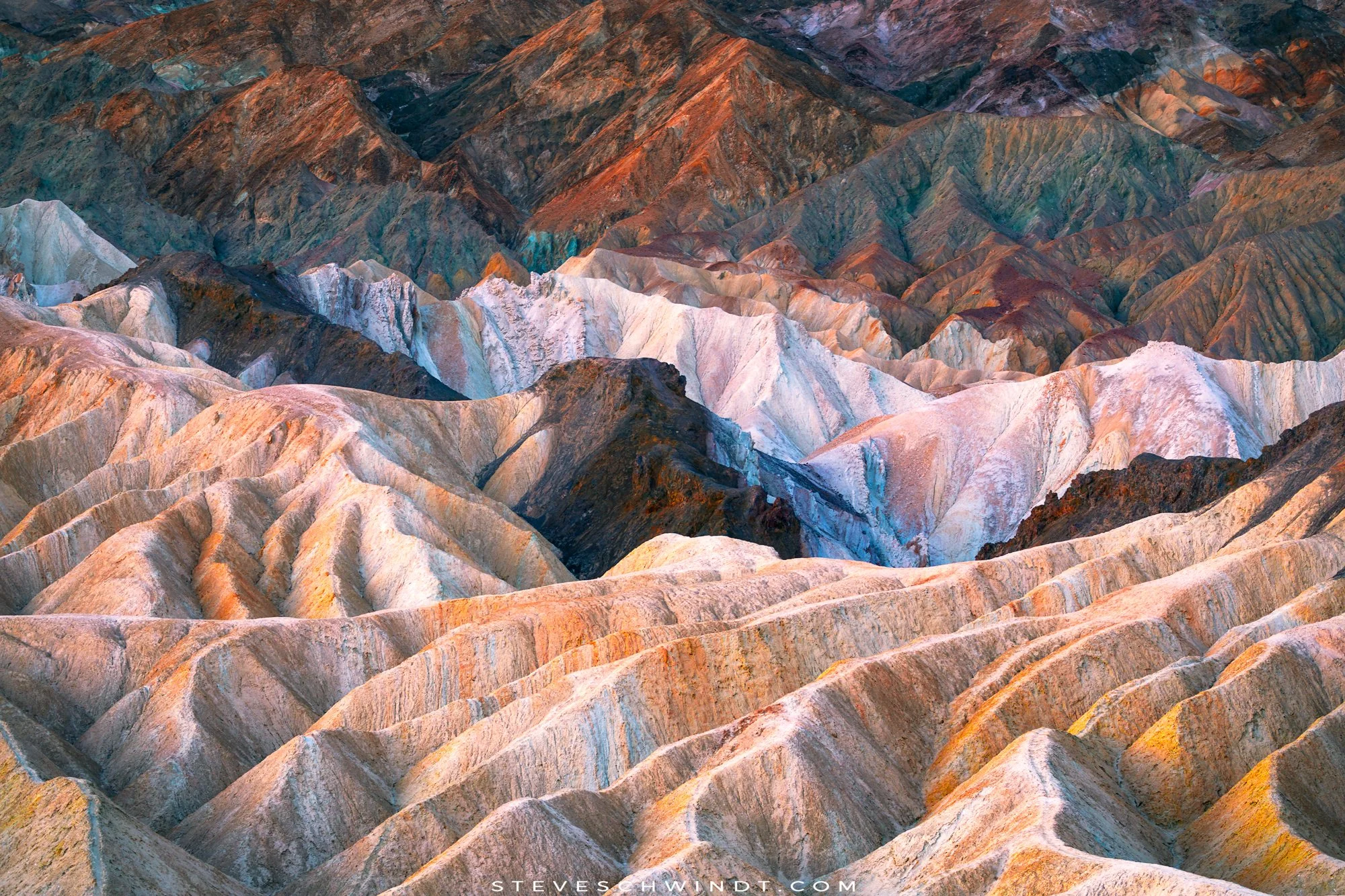 ZabriskiePointLS1-2000.jpg