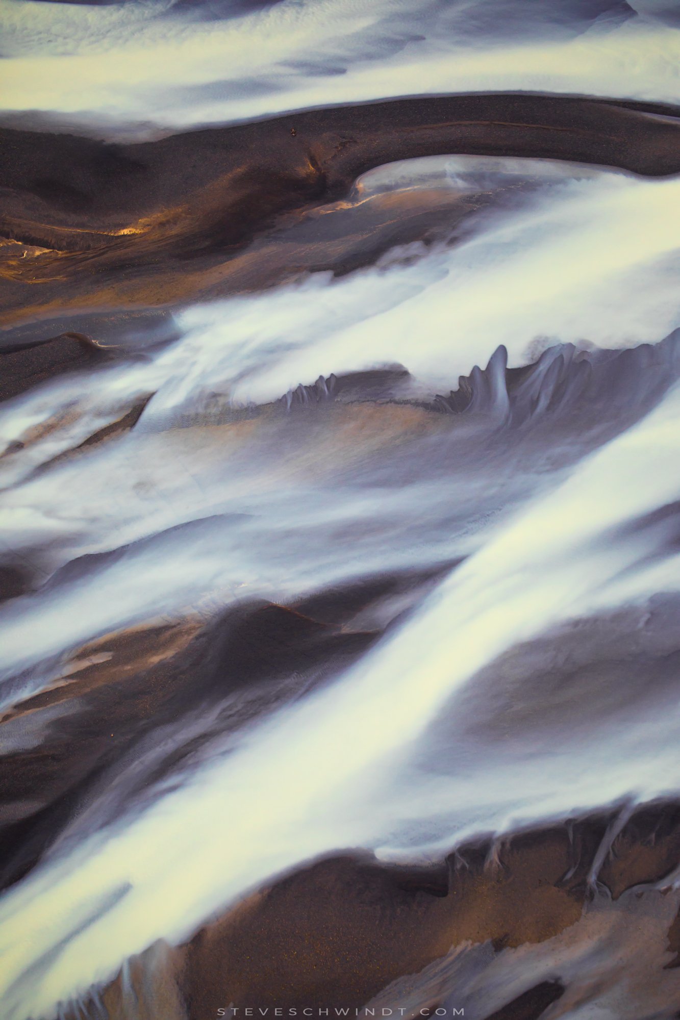 IcelandAerial5-2000.jpg