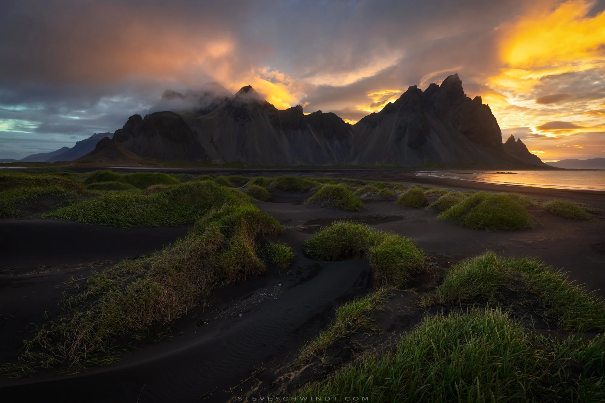Vestrahorn1-2000.jpg