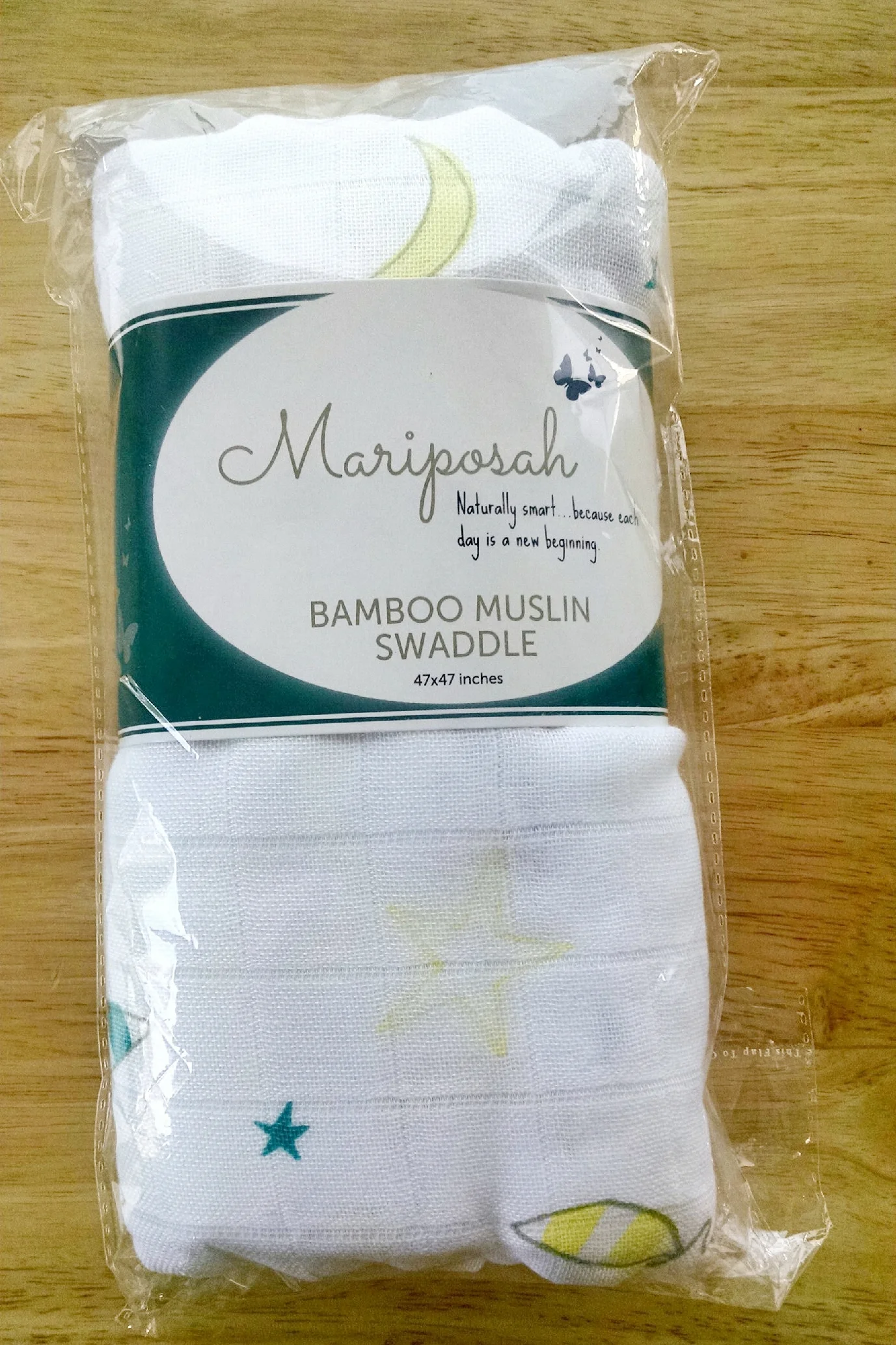 ::Product Review:: Mariposah Bamboo Muslin Swaddle + Giveaway!