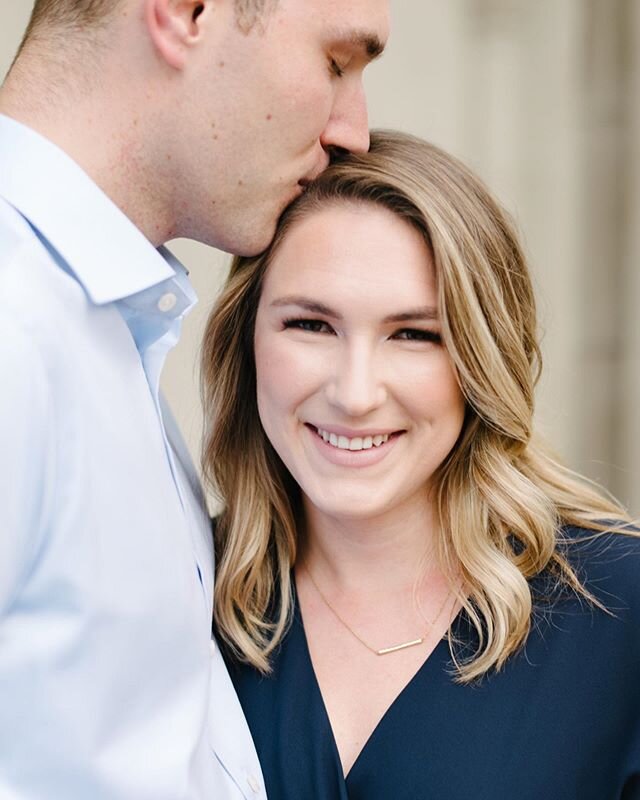 All smiles for Lisa&rsquo;s engagement shoot 🤍 
Photography @mangostudios ⁠⠀
⁠⠀
Makeup by Katherine ⁠⠀
⁠ ⁠⠀
#beauty #makeup #glow #lavishflair #wedluxe #partymakeup #bride #bridal #bridalmakeup #bridesmaidmakeup #motd #torontomakeupartist #engagemen