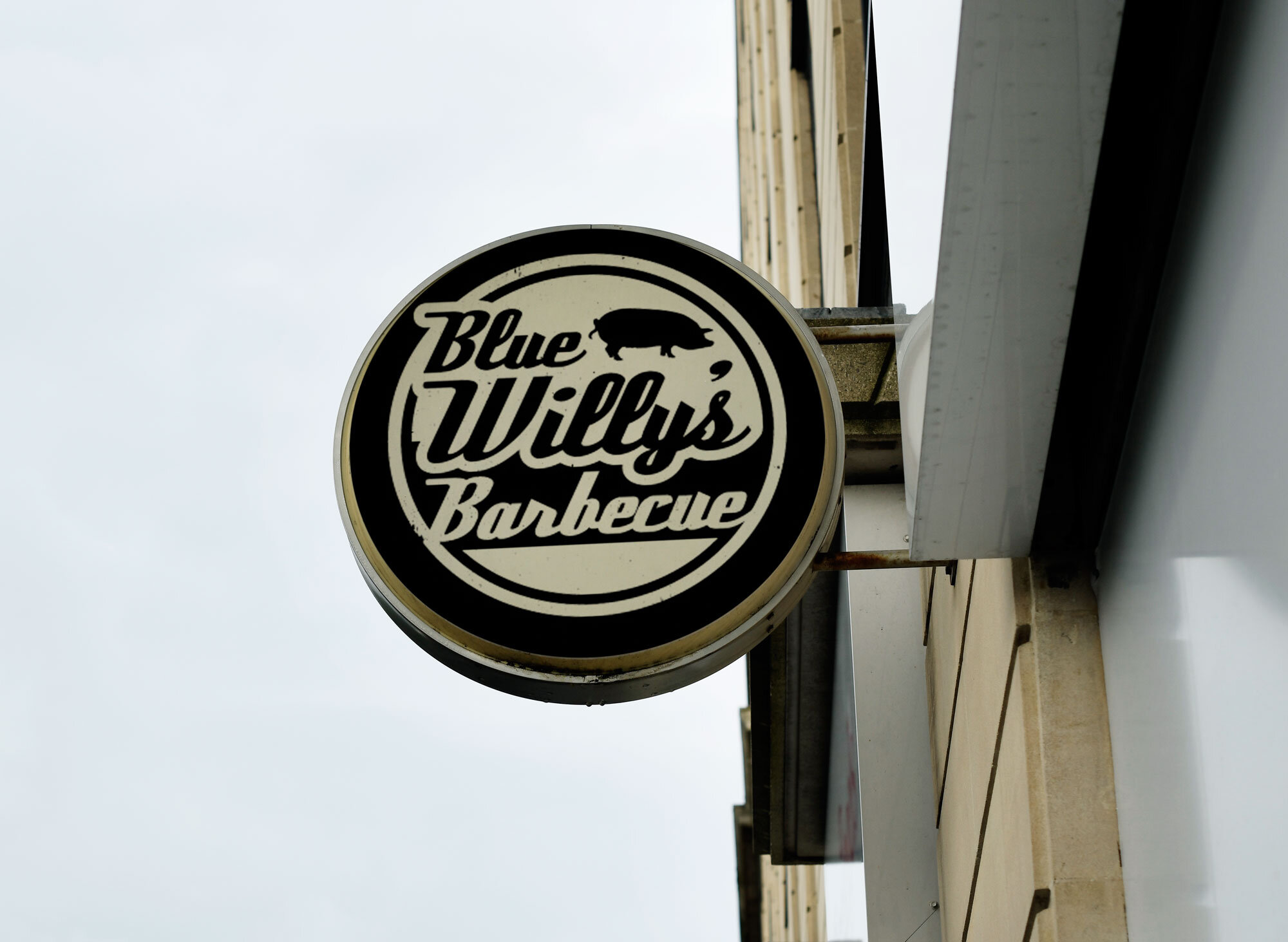 BlueWilly-Sign1.jpg