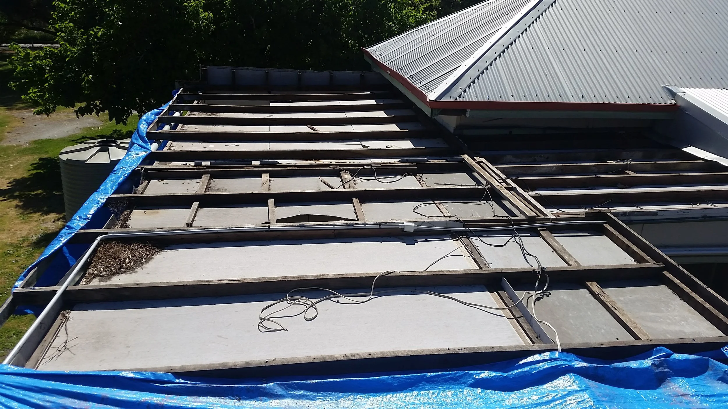 Damaged asbestos ceiling