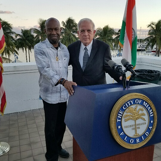 Me with the Honorable Mayor Tomas P. Regalado at the welcoming ceremony for incoming commander of US Marine Corps Forces South Brigadier Kevin M. Iiams got to show off some of my artwork including some patriotic artworks. And they really liked my work and plan on making custom pieces for both of them.