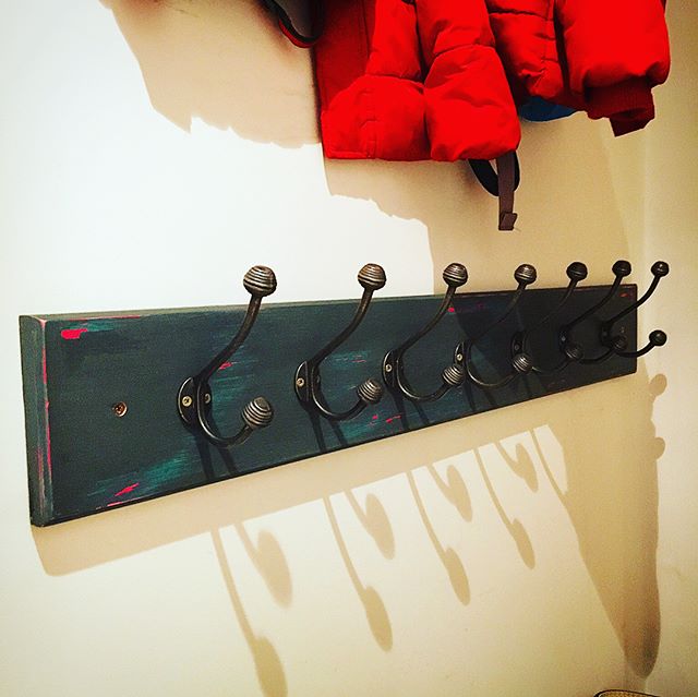 Home project New coat hooks for the hall piece of pine base coat in red , a coat of arsenic green ,top coat of Down pipe grey #farrowandball paint then distressed to bring those colours through hooks added and fitted in hallway job done 🤩#homedecor 