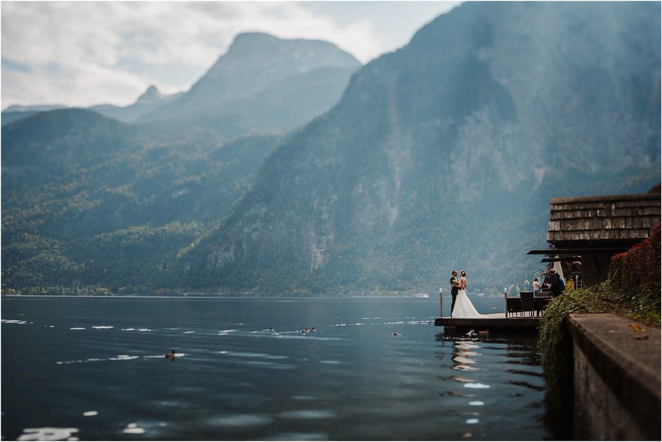 hallastatt austria wedding hochzeit oesterreich heiraten standesamt wedding photographer photography destination wedding romantic lake wedding engagement honeymoon 0019.jpg