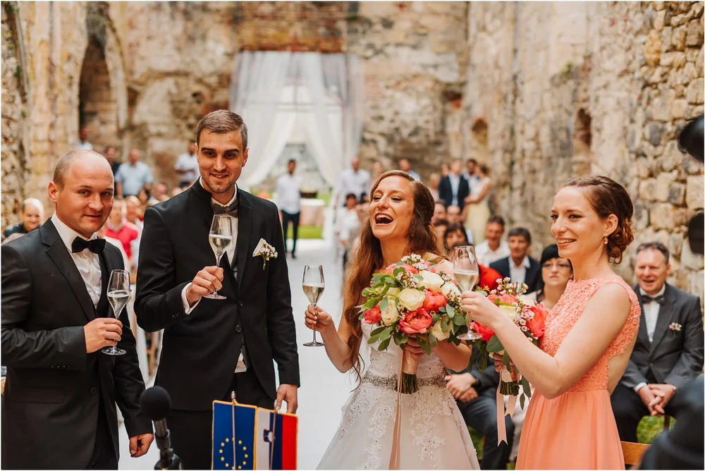 zicka kartuzija poroka porocni fotograf fotografija luka in ben loce elegantna poroka slovenski porocni fotograf  0064.jpg