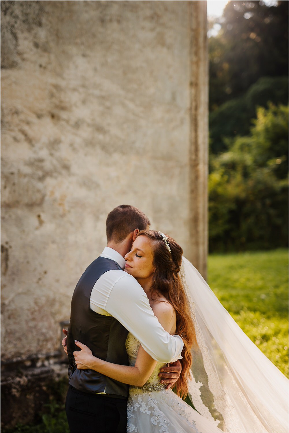 zicka kartuzija poroka porocni fotograf fotografija luka in ben loce elegantna poroka slovenski porocni fotograf  0086.jpg