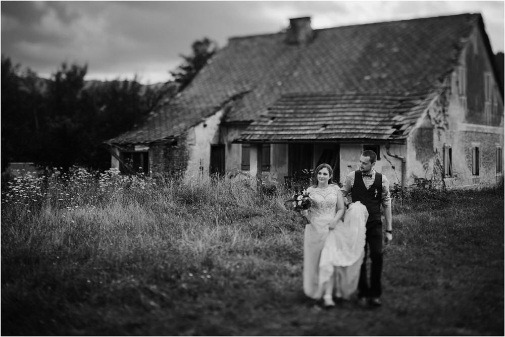goriska brda poroka fotgorafija fotograf fotografiranje porocno kras primorska obala romanticna boho poroka rustikalna nika grega 0059.jpg
