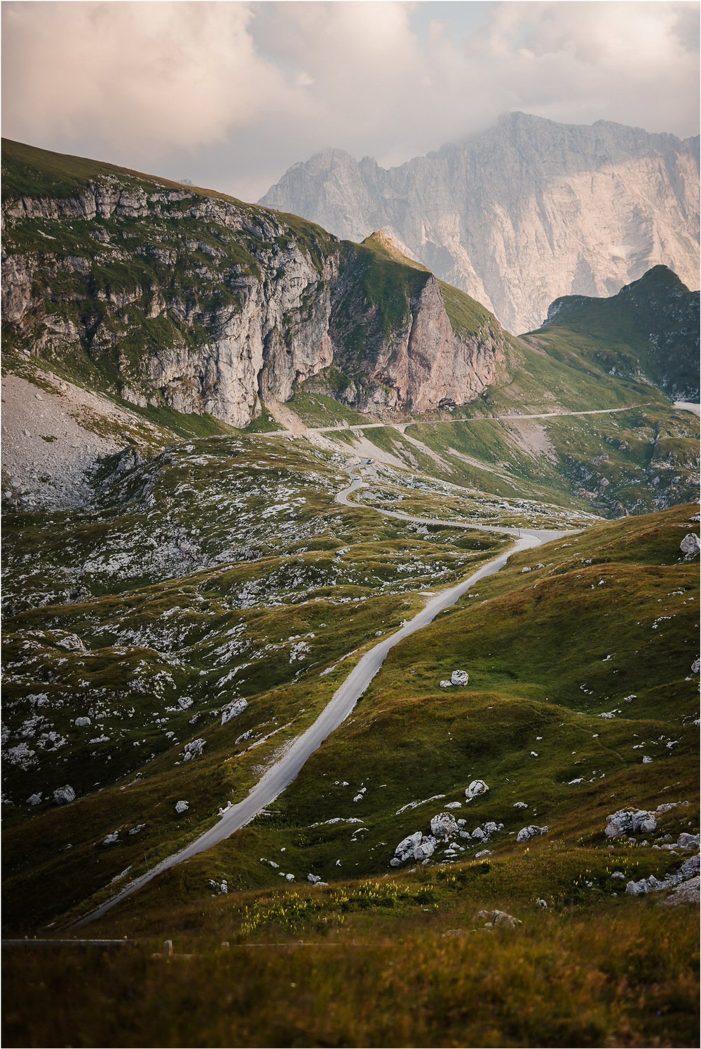 italy wedding photographer engagement mountain mountains alps anniversary reccomended photographer nature landscape mangrat mangratsko sedlo 0028.jpg