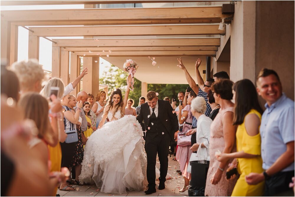 best of wedding photography 2019 photographer italy ireland tuscany santorini greece spain barcelona lake como chateux scotland destination wedding 0003.jpg
