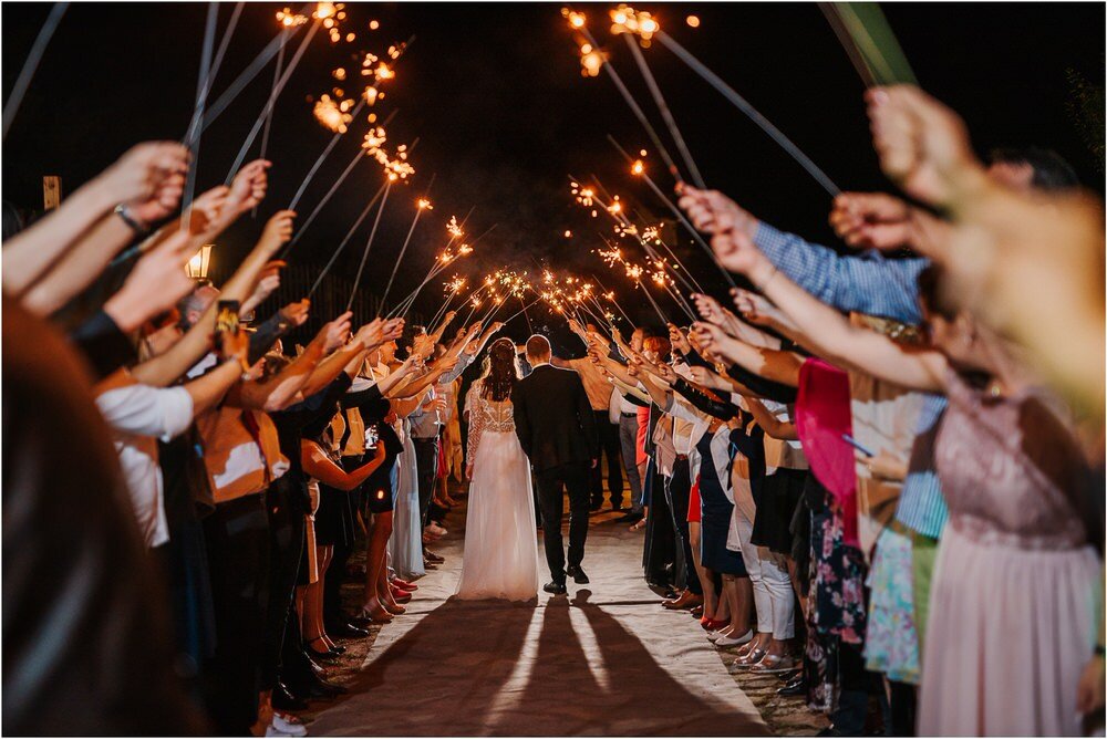 best of wedding photography 2019 photographer italy ireland tuscany santorini greece spain barcelona lake como chateux scotland destination wedding 0076.jpg