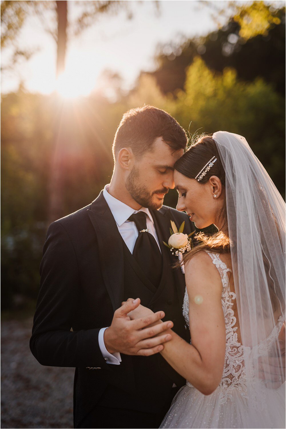 best of wedding photography 2019 photographer italy ireland tuscany santorini greece spain barcelona lake como chateux scotland destination wedding 0079.jpg