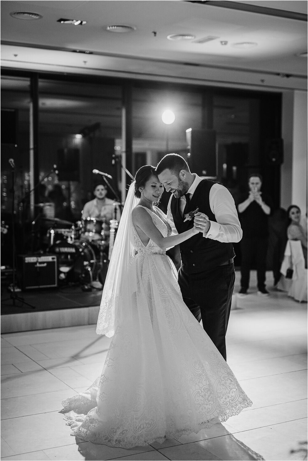 best of wedding photography 2019 photographer italy ireland tuscany santorini greece spain barcelona lake como chateux scotland destination wedding 0084.jpg