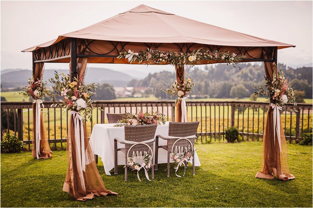 trippelgut austria oesterreich hochzeit poroka porocni fotograf fotograf hochzeitsfotograf nika grega weingut heiraten kaernten wedding photographer slovenia 0007.jpg