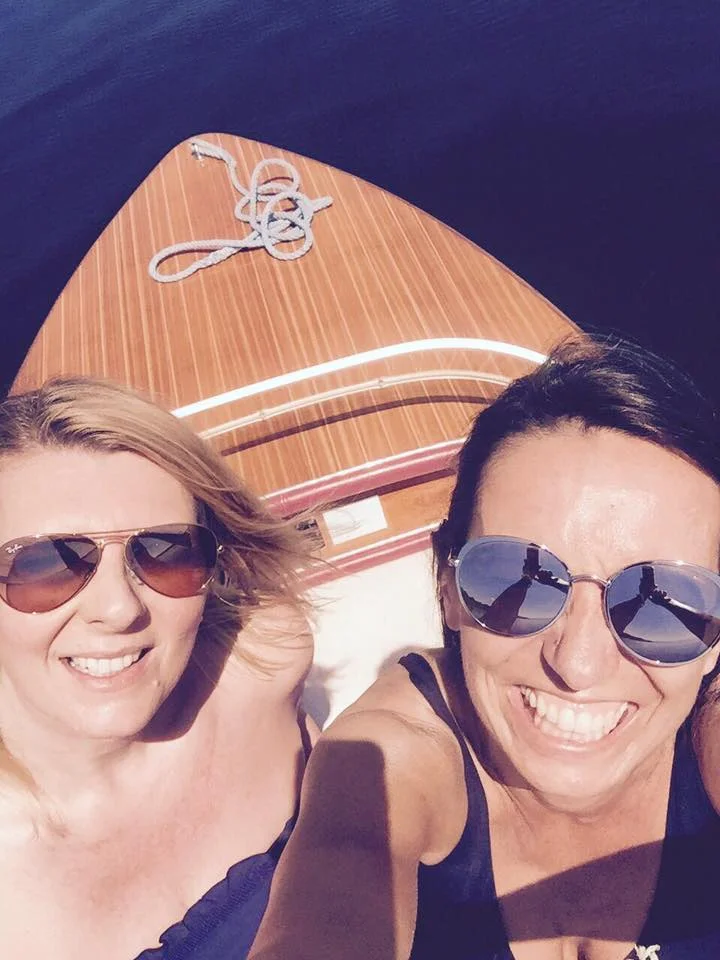 Vanessa und ich auf dem Starnberger See. High on the happy side.&nbsp;