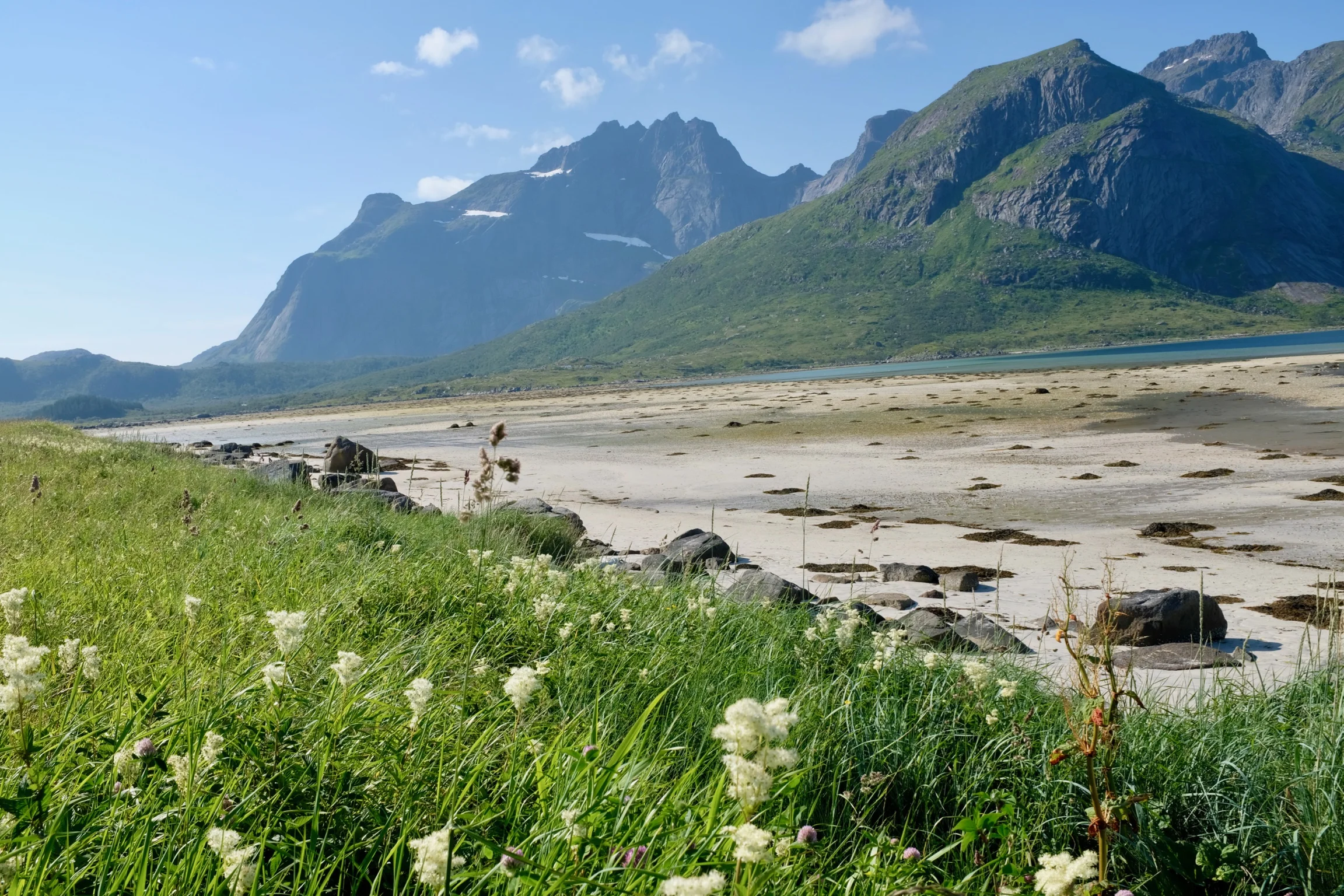 Lofoten Norwegen Reisetipps und konkrete Infos zu der Inselgruppe. Beate Finken Bloggerin bei BeFifty. Die schönsten Plätze in Norwegen / Lofoten