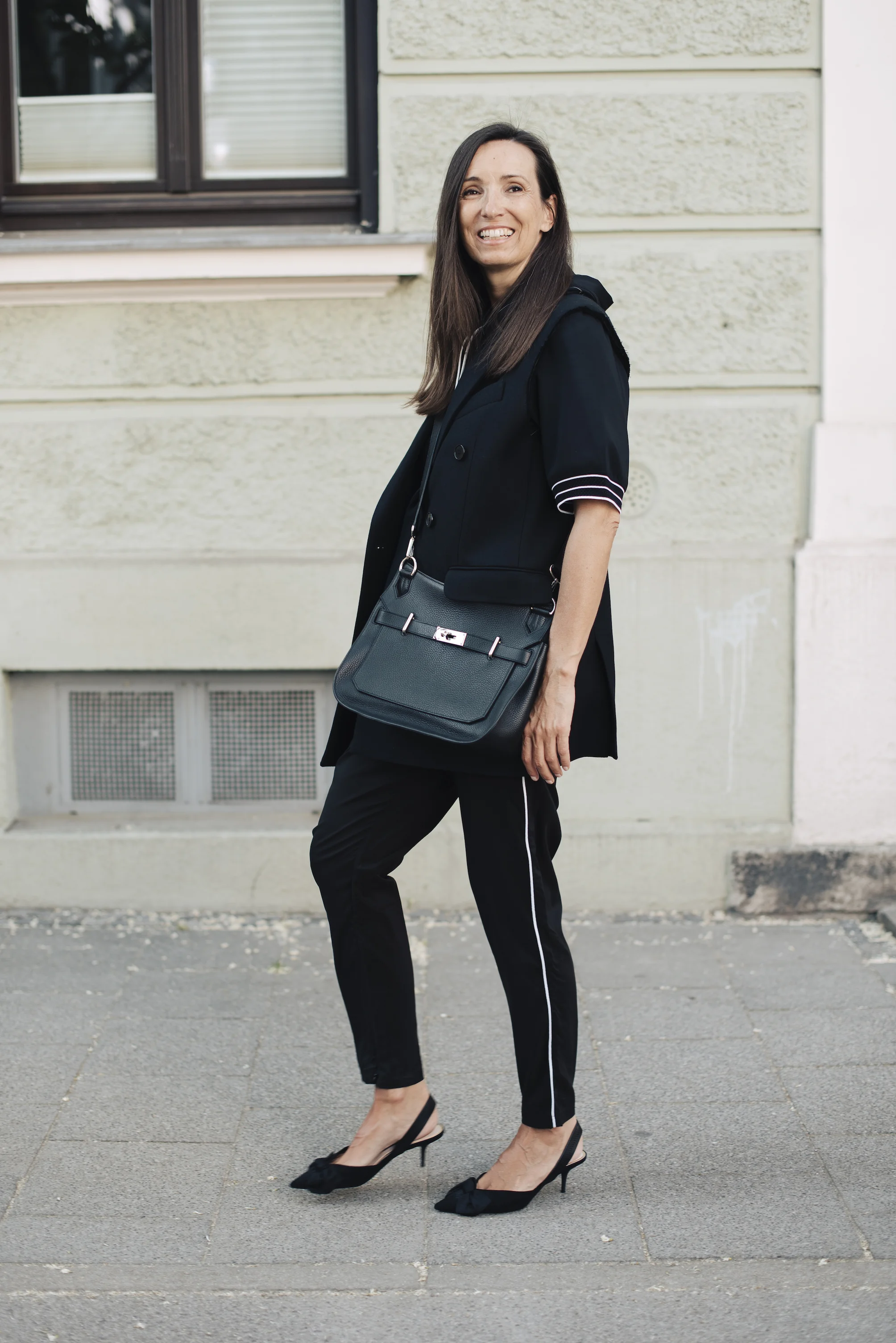 befifty050619look1-6.jpg