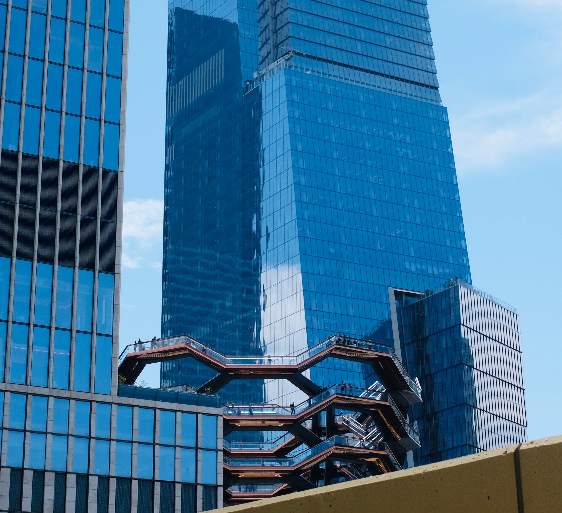 The Vessel New York Top Attraktion in New York Manhattan BeFifty Blog für Frauen über 40 und ab 50. Tipps für New York und Manhattan. Reisebloggerin.