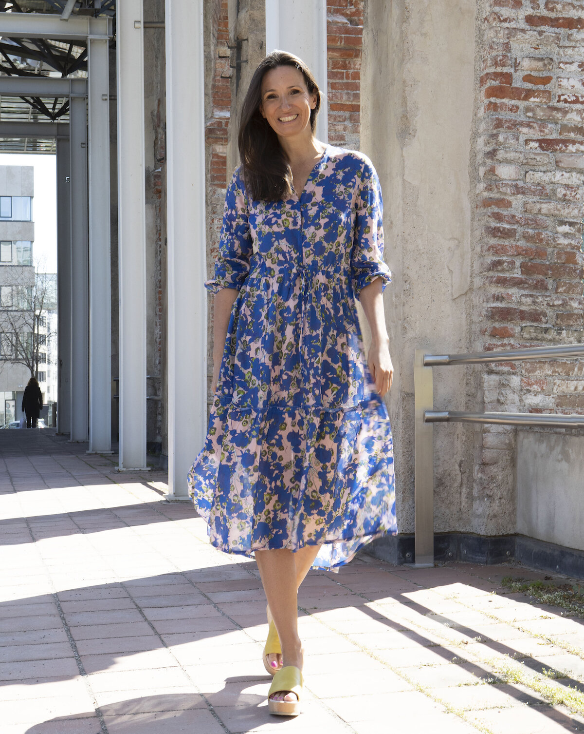 Nachhaltige Mode für Frauen über 40 das perfekte Kleid für den Sommer BeFifty