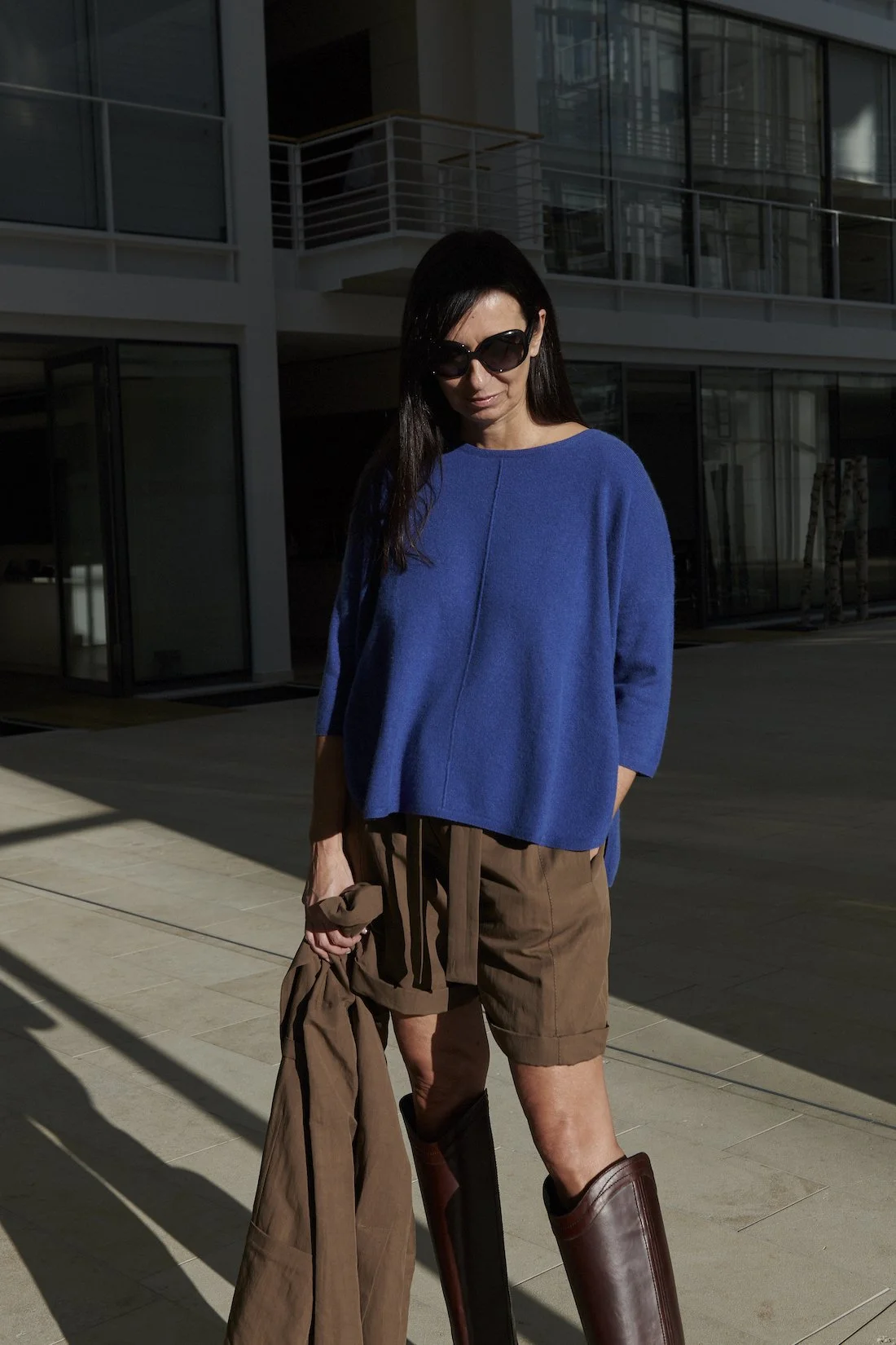Weiches Kaschmir, cleane Schnitte & vier moderne Styles für den Alltag