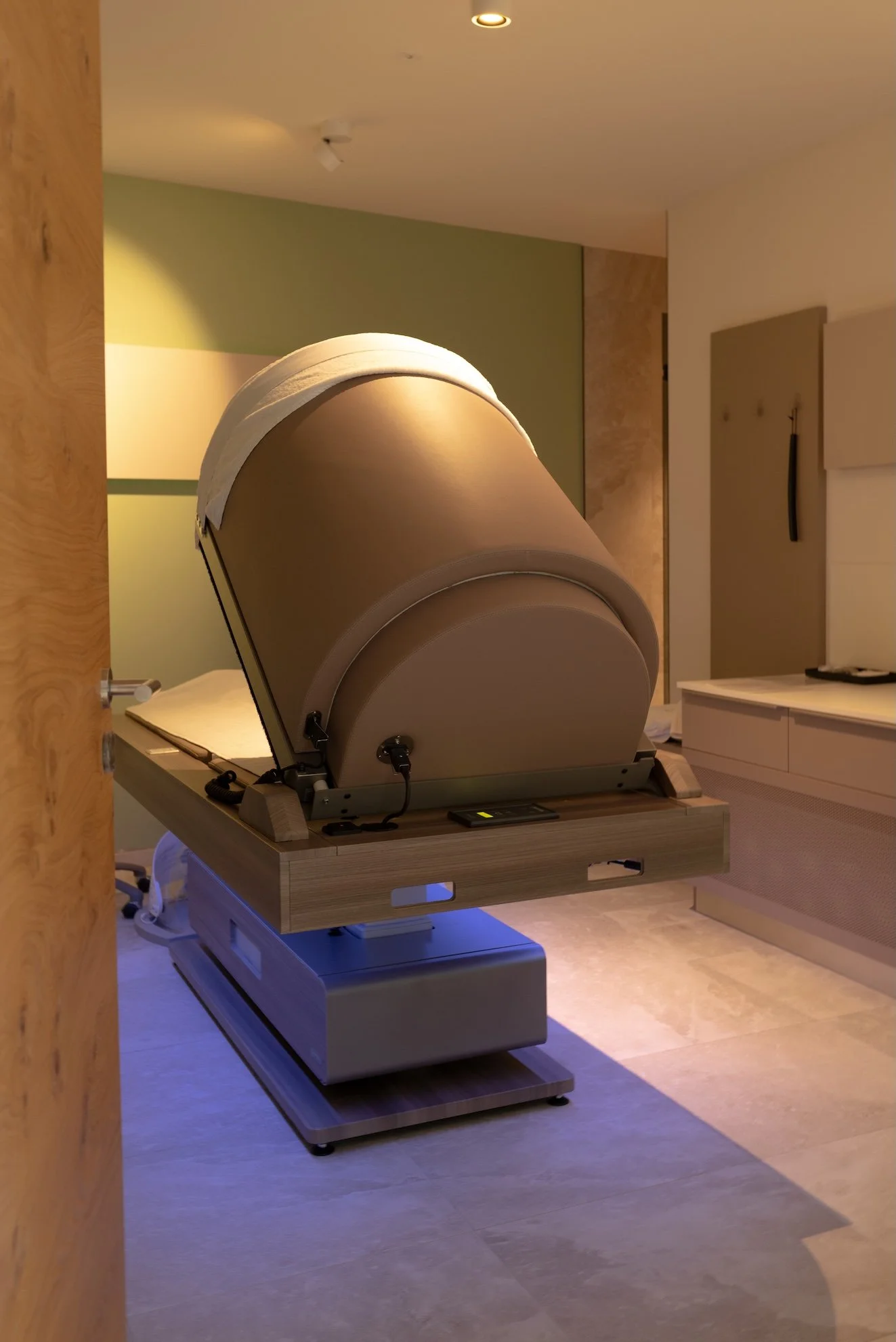 Ein maßgeschneidertes Programm mit personalisierten Behandlungsplänen und Hightech Touchless Treatments 