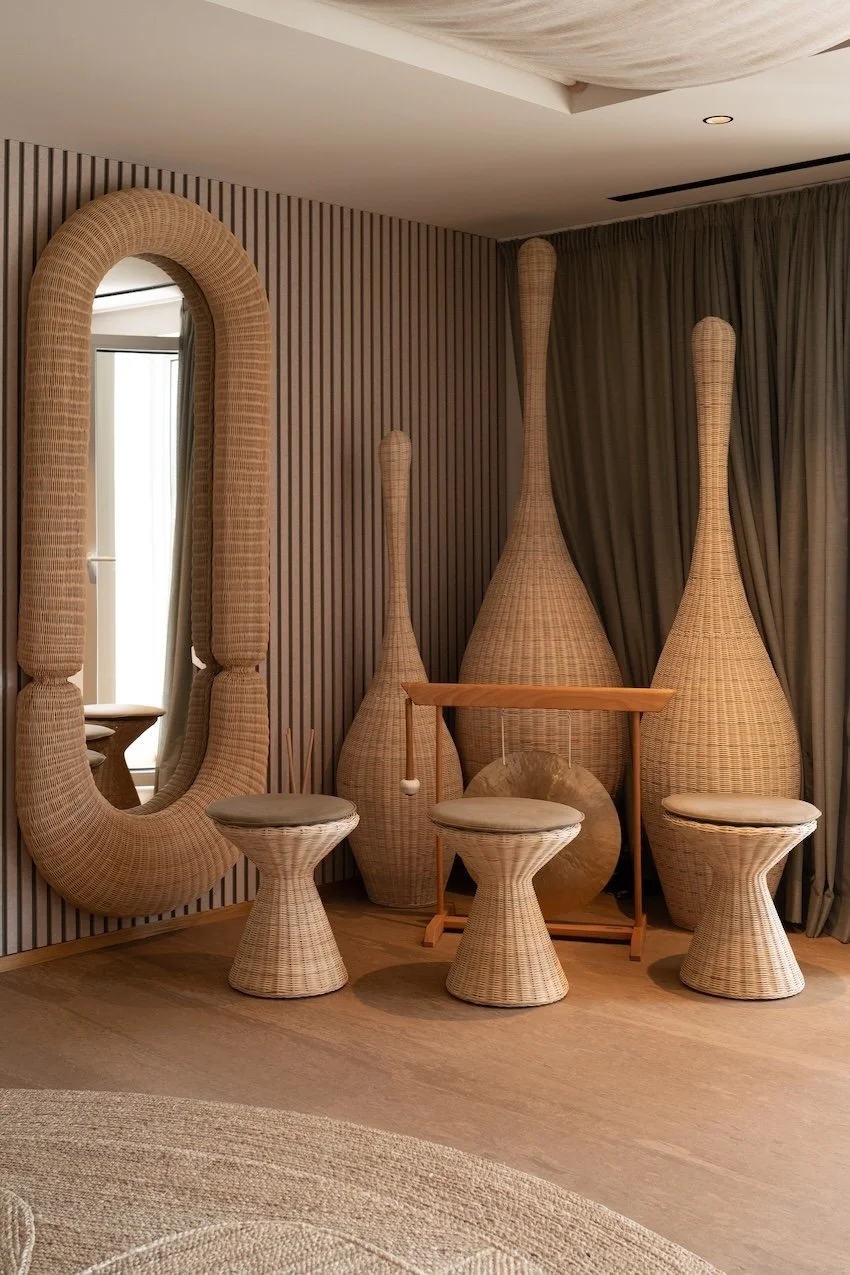 Ein maßgeschneidertes Programm mit personalisierten Behandlungsplänen und Hightech Touchless Treatments 