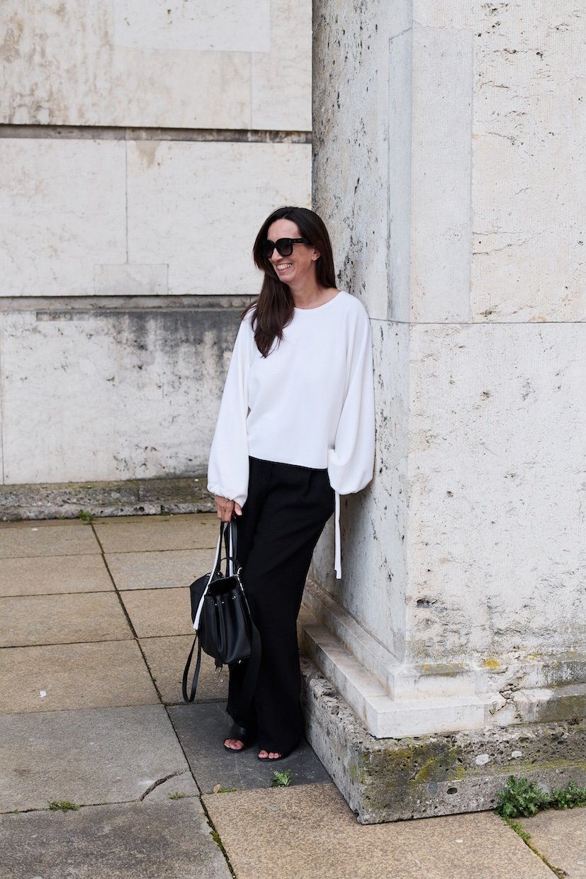 Minimalist Outfit, Business Look Damen, Schwarz-Weiß Styling