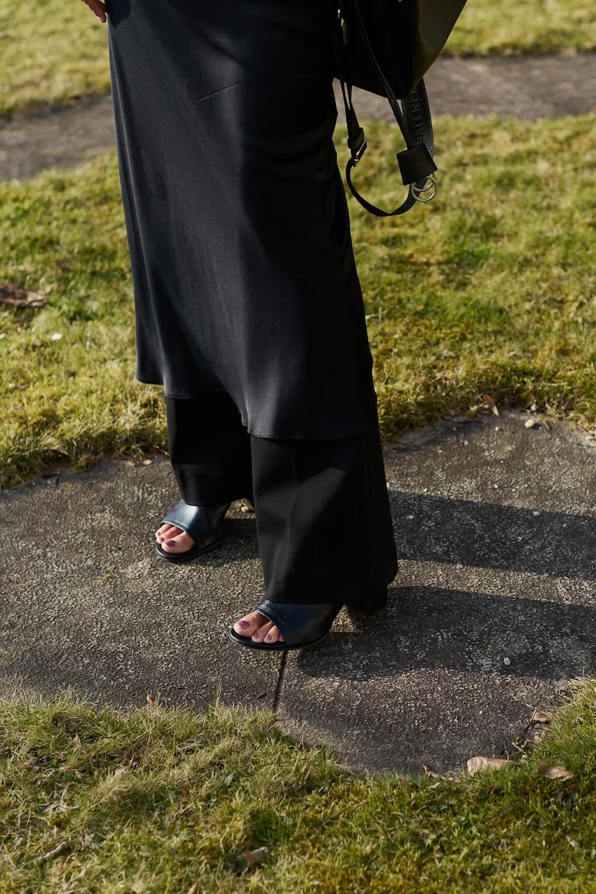 Slip Dress Outfit, Quiet Luxury Look, minimalistisch-elegant