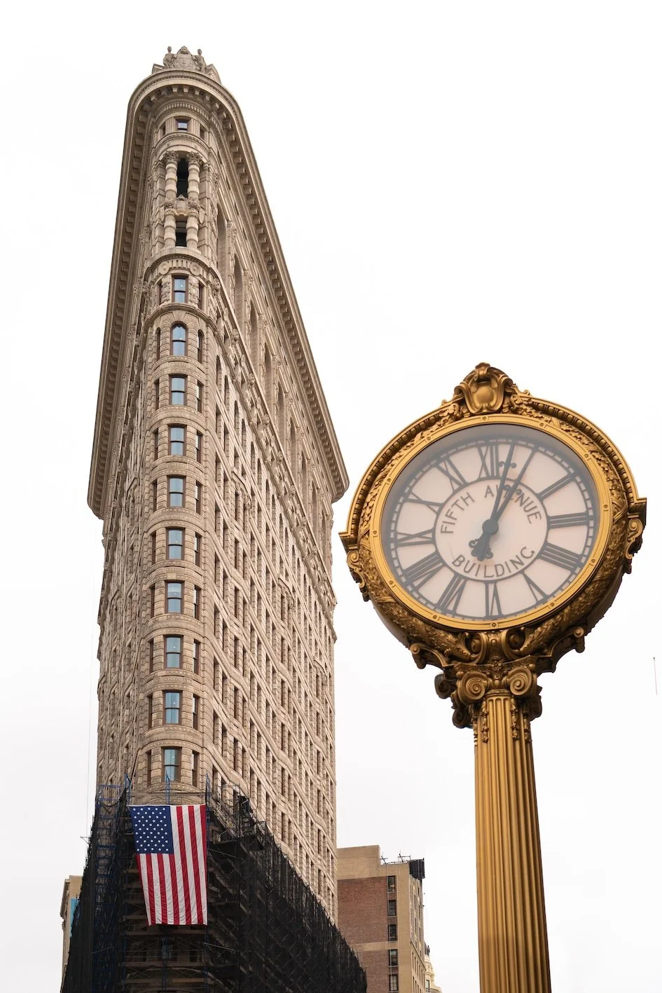 Flatiron Building in New York - endlich wieder enthüllt und frisch renoviert 