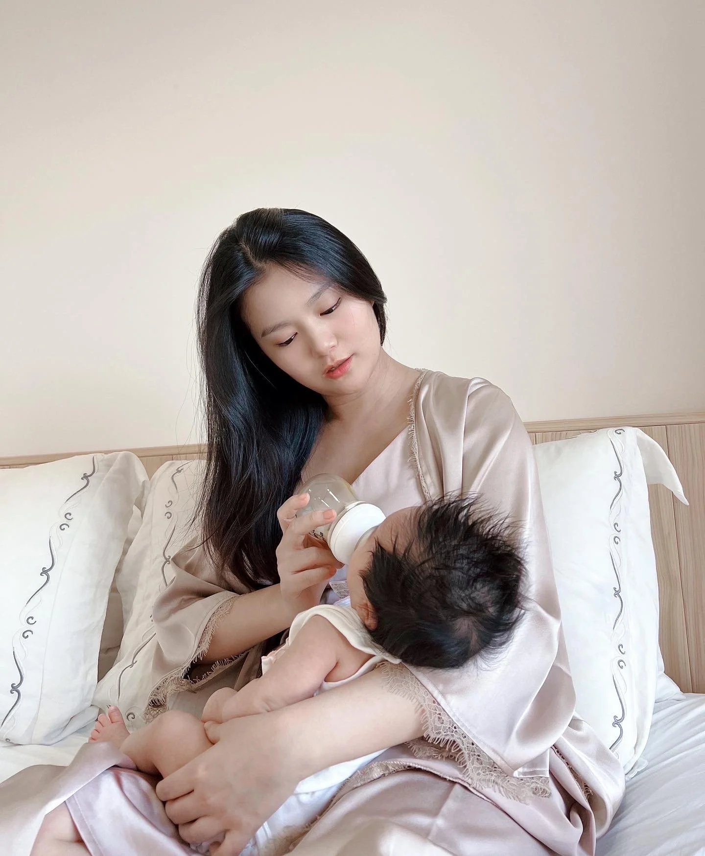 我的產後泌乳歷程 ☆ 哺乳救星—思庭「 無痛手擠乳」