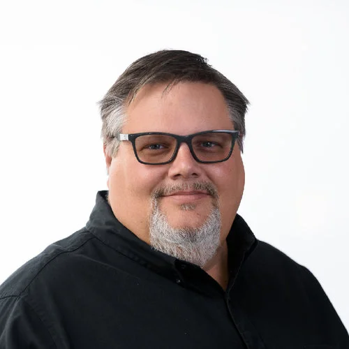 Headshots-07.jpg